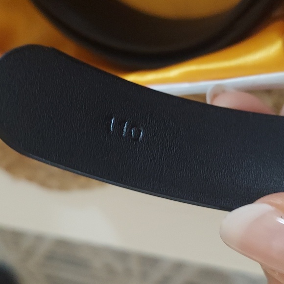 Last one🌷Black LV Crystal belt buckle Size 110cm - Picture 3 of 3